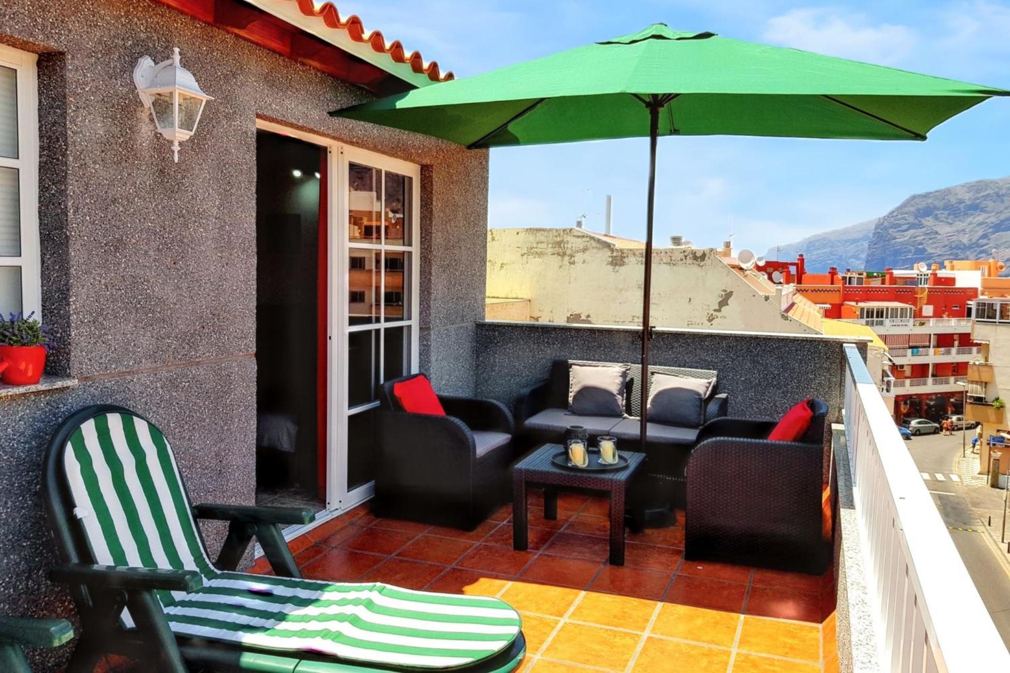 Modern Apartment In Puerto De Santiago - 65 Sqm - Mountain View 외부 사진